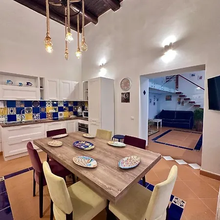 Carlos Noble House Plebiscito Naples