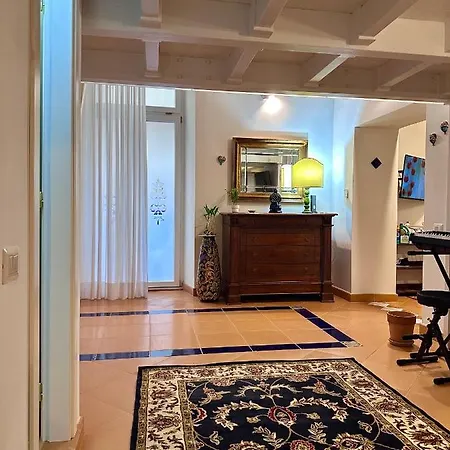 Carlos Noble House Plebiscito * Naples